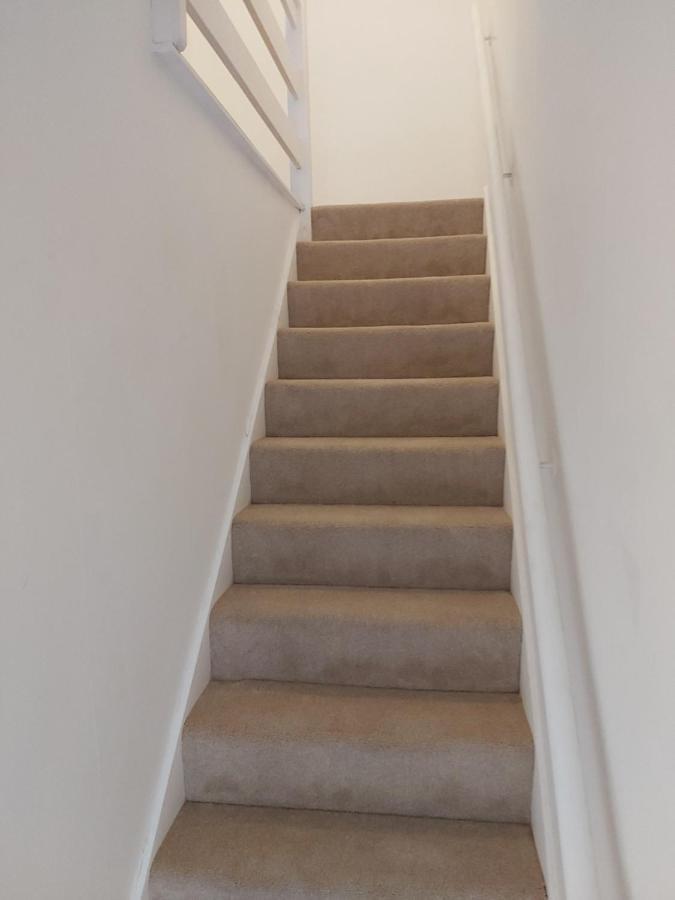 52 Fenwick Road, Houghton Regis, Dunstable Apartment Luaran gambar